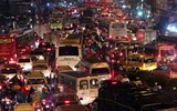 [ẢNH] Những kỹ năng lái xe an toàn khi trời mưa, ngập úng